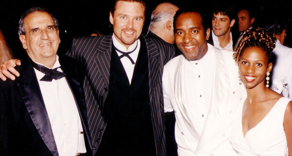 Tom Wopat